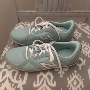 Women’s new balance 9.5
